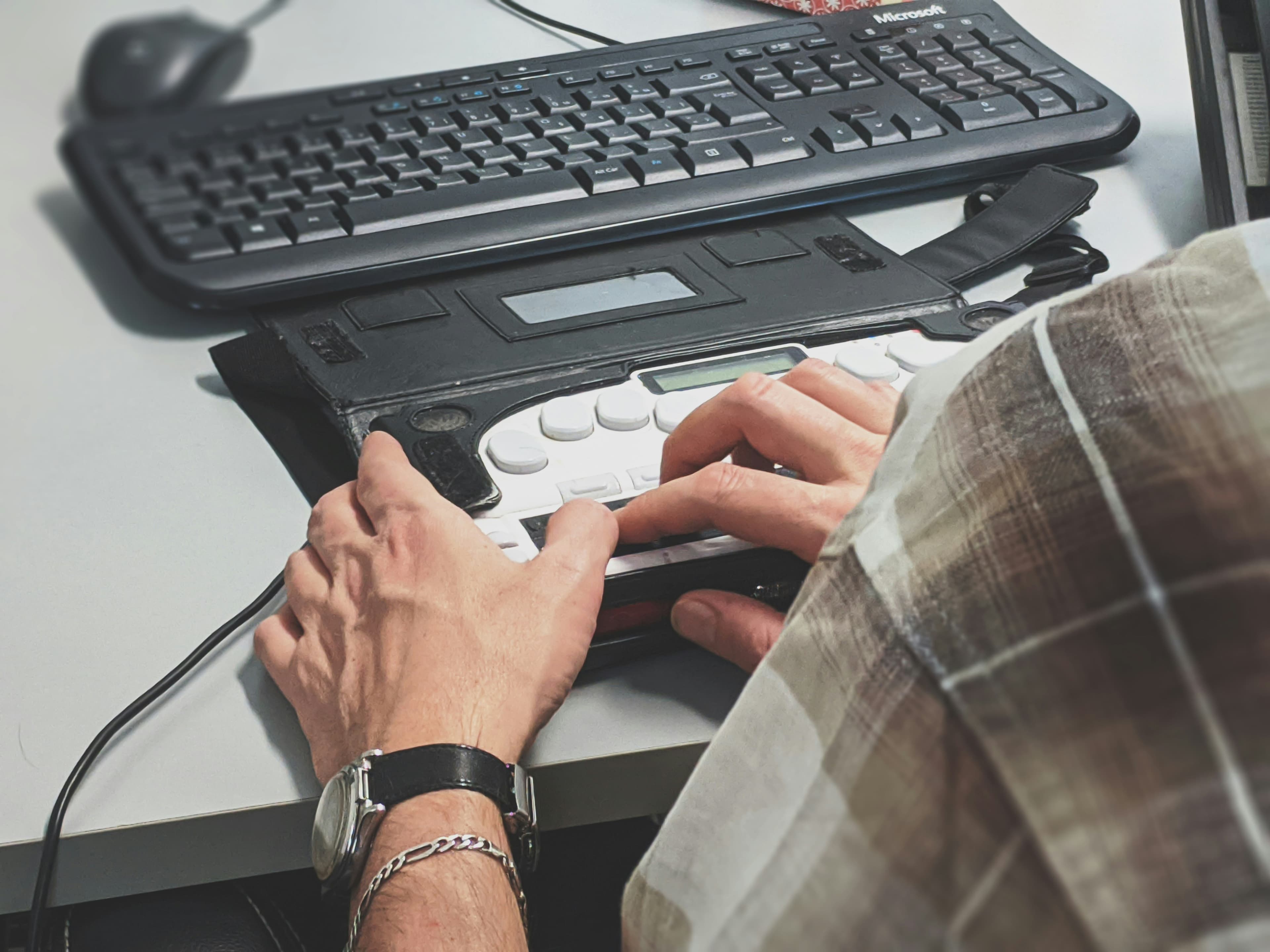ALS患者向けゲーム開発