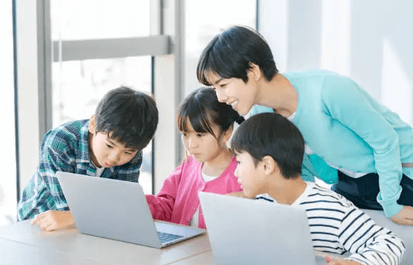 放課後デイサービス業務支援システム